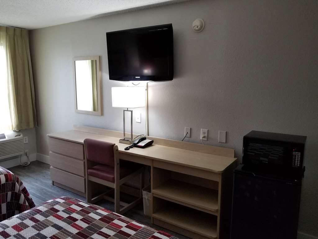 Red Roof Inn Raleigh North-Crabtree Mall-Lenovo Center Quarto foto
